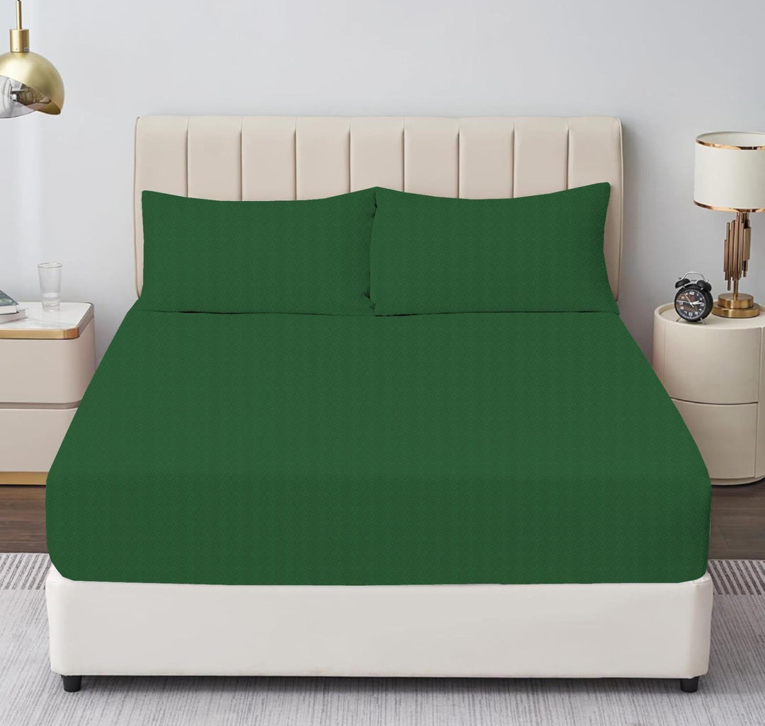 Forest Green Geometric pattern Satin Fitted Sheet - (Premium)